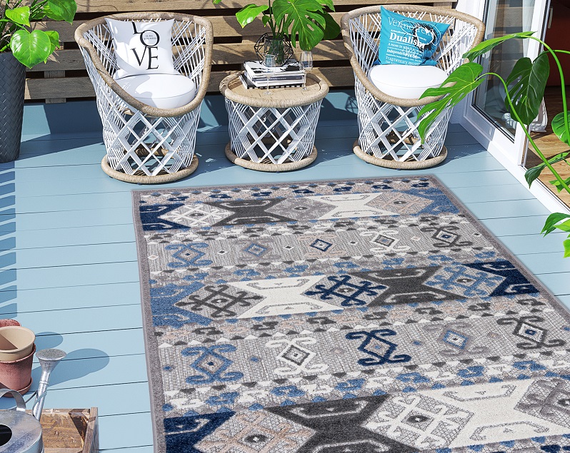 Dywany zewnętrzne na balkon i taras - jak wybrać?